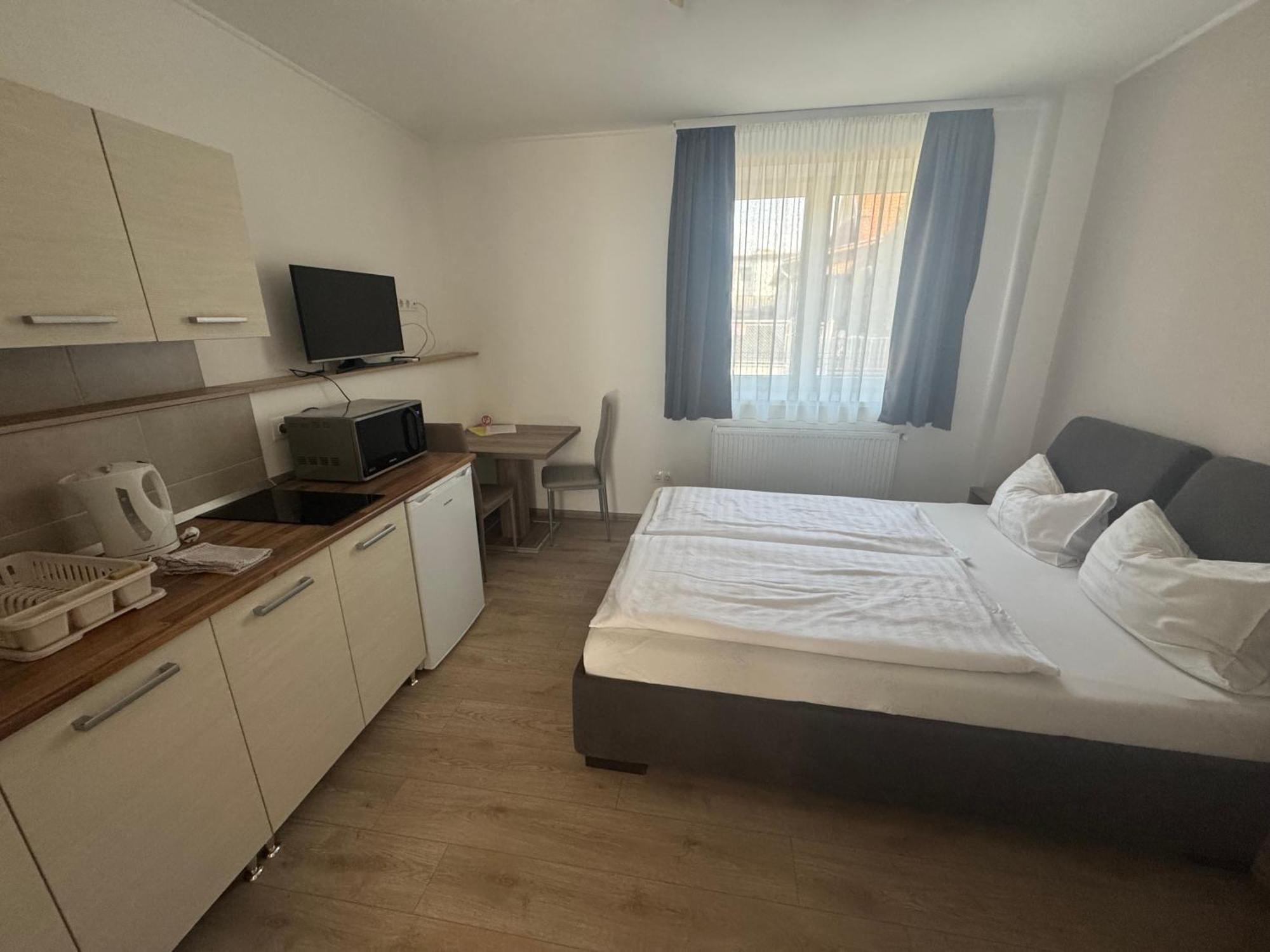 Silver Boglar Apartman บาลาตงโบกลาร์ ภายนอก รูปภาพ