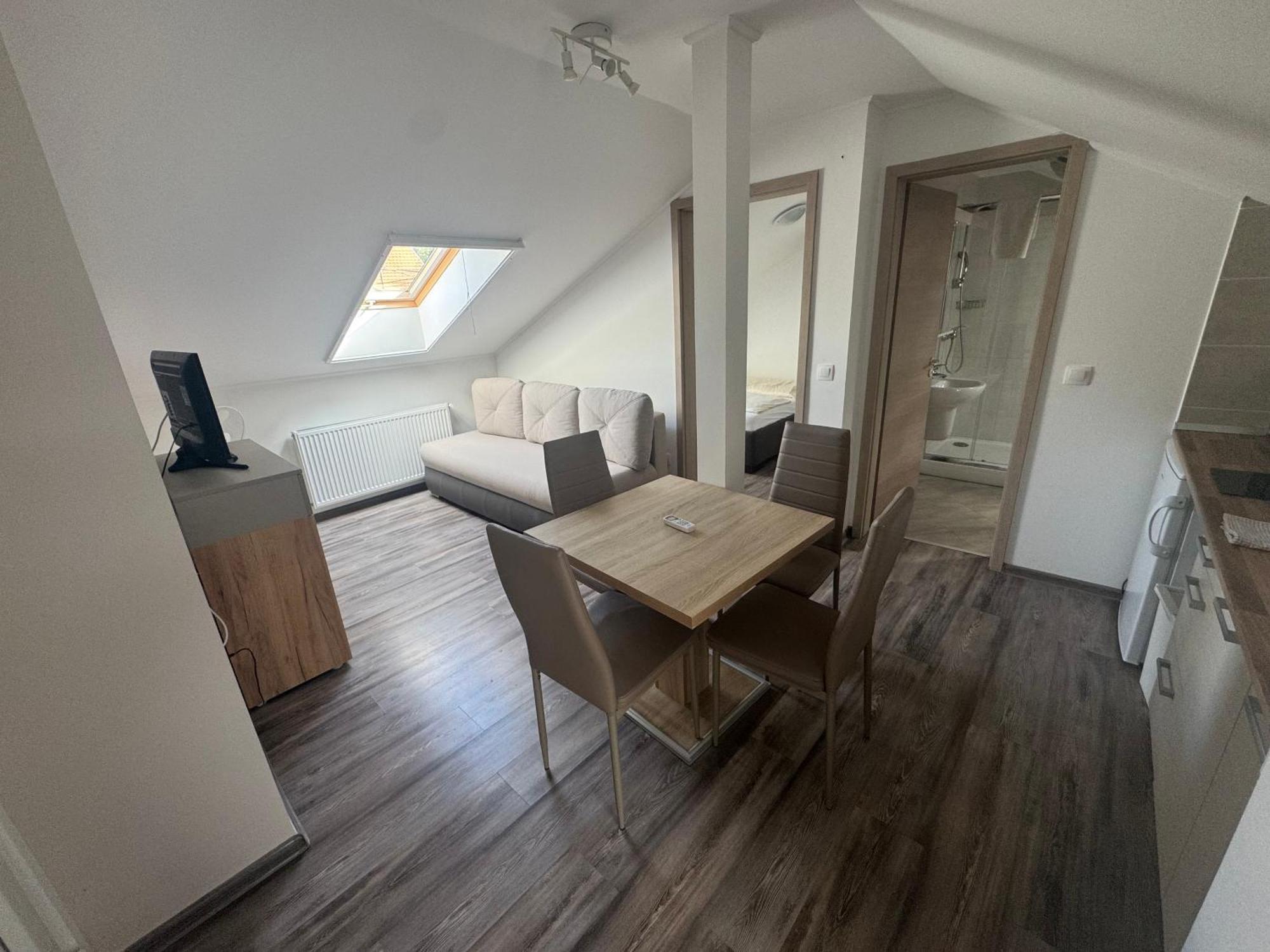 Silver Boglar Apartman บาลาตงโบกลาร์ ภายนอก รูปภาพ